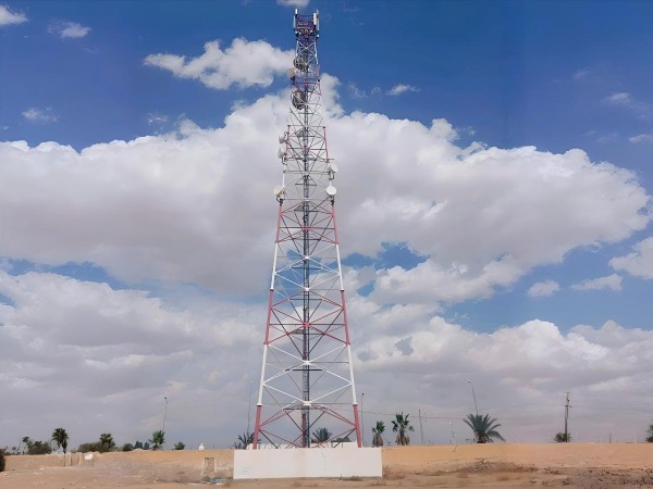3 leg tubular cell tower 3 leg lattice cell tower