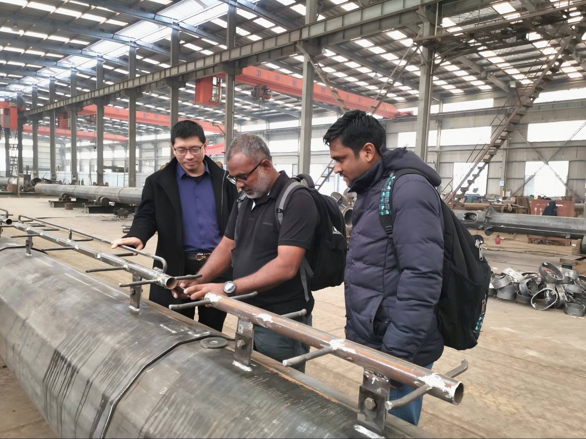 Maldives Clients Went to The Factory to Inspect The Tower Before Delivery